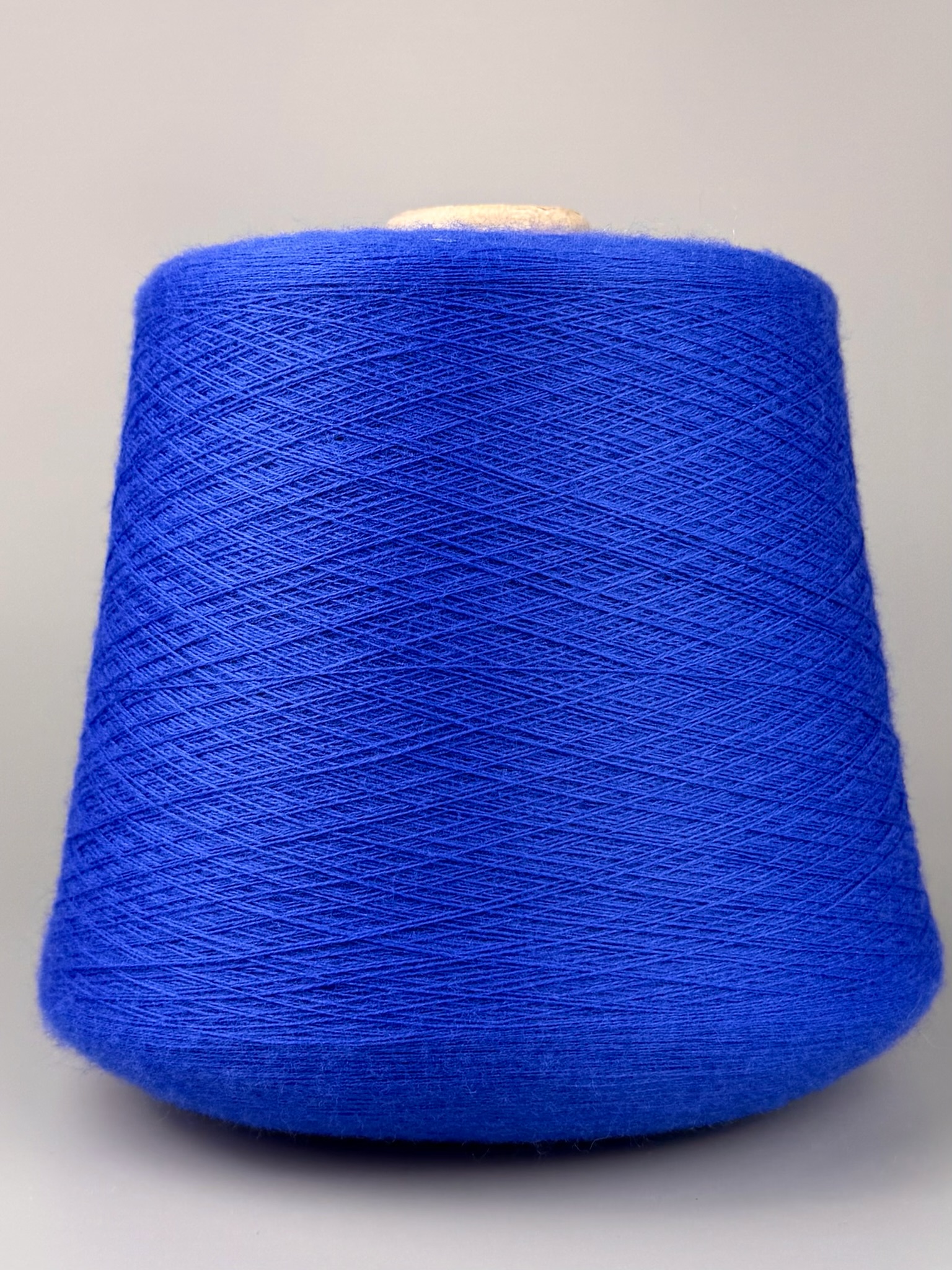 Biella Yarn Art. Leonora 2400 m / 100 g – Fil en laine mérinos extrafine col. Bleu Brooklyn photo 2